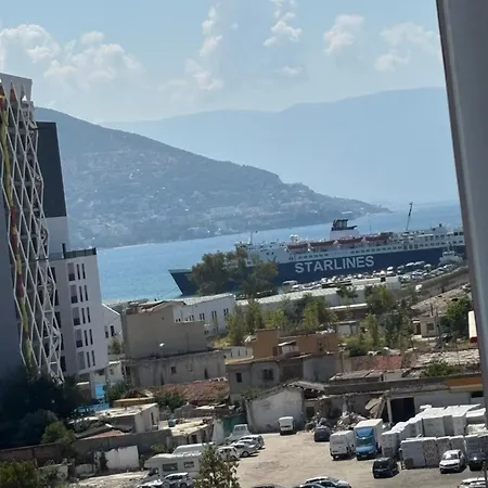 Amanda * Vlorë